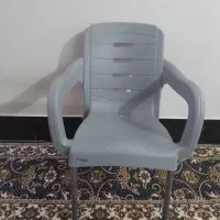 صندلی پلاستیکی