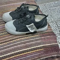 کفش بچه‌گونه