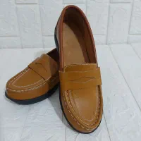 کفش زنانه چرم طبیعی دست دوز