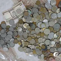 تعدادی سکه قدیمی