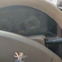 ماشین ۴۰۵ نقره ای داخل کرم مدل ۹۷|خودرو سواری و وانت|زارچ, |دیوار