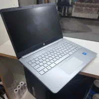 لپ‌تاپ بسیار شیک و مدرن hp  با جعبه اصلی