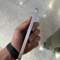 اپل iPhone 13 با حافظهٔ ۱۲۸ باتری ۸۷ درصد|موبایل|شهریار, |دیوار