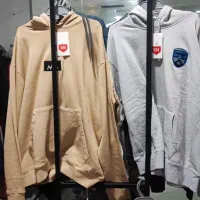 دورس وهودی نو آکبند خارجی|لباس|تربت‌حیدریه, مسجد جامع|دیوار