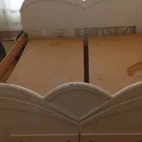 تختخواب دو نفره همراه با تشک و زیر تشکی