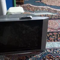 کمدوزیر تلفزیون