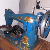 چرخ خیاطی قدیمی یخچال فریزر  وتلویزیون ال سی دی۴۲