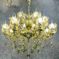 لوستر برنجی ۴+۱ شاخه