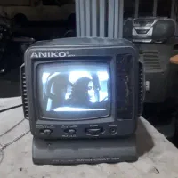 تلویزیون قدیمی سالم