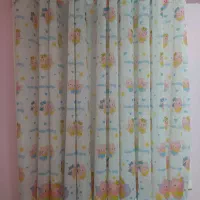 پرده کاملا سالم با دو تا میل پرده