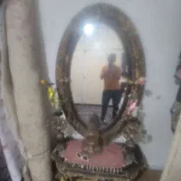 اینه قدی ودوعددشمدونی‌ویک قله‌ساعت