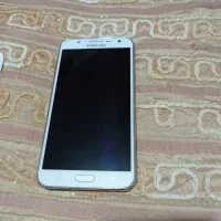 سامسونگ Galaxy J7 با حافظهٔ ۱۶ گیگابایت 2015