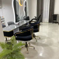 ناخنکار ثابت و مژه کار نیازمندیم