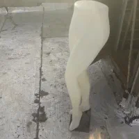 مانکن‌پا‌مدل‌ساده‌درحد‌.و گیره