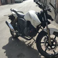آپاچی180