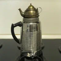 وسایل قدیمی فروشی