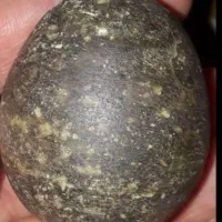 سنگ که جلو اینه دیده نمیشه