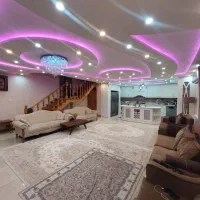 ویلایی-که-گویی-از-نور-بافته-شده-سند-دار-ساحلی