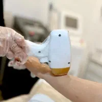 استخدام اپراتور لیزر حرفه‌ای (خانم) در گچساران