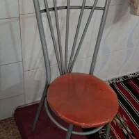 میز ناهار خوری شیشه ای مربع