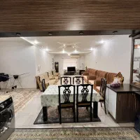 فروش-ویلایی-به-همراه-یک-باب-مغازه-دو-قدمی-مرکز-شهر