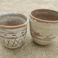 گلدانهای سفالی بزرگ و گلدان بامبو