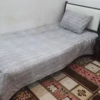 تخت فلزی یه نفره|تخت و سرویس خواب|قم, سراجه (۱۵ خرداد)|دیوار