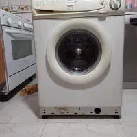 ماشین  لباس شویی