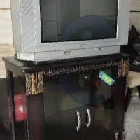 تلویزیون اسنوا 29 اینچ با میز مربوطه|تلویزیون و پروژکتور|اردبیل, |دیوار