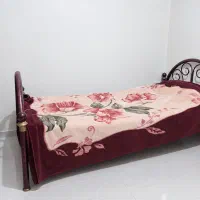 تخت فلزی باتشک
