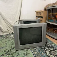 تلویزیون ۲۱اینچ سامسونگ و الجی|تلویزیون و پروژکتور|نهاوند, |دیوار