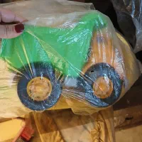 فرقون و کامیون پلاستیکی