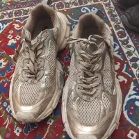 کفش اورجینال شماره ۴۴|کیف، کفش، کمربند|میان ولایت, |دیوار