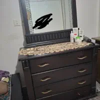میز دلاور با ایینه