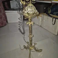 تلفن برنزی|تلفن رومیزی|بهار, |دیوار