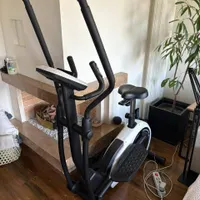 دستگاه الپتیکال و دوچرخه ثابت - Xterra SE160