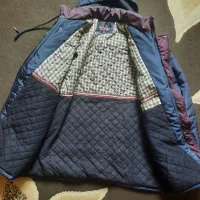 دو عدد کاپشن نو|لباس|ساری, |دیوار