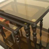 جلومبلی به همراه سه میز عسلی|مبلمان خانگی و میز عسلی|رشت, عینک|دیوار