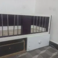 تخت کودک تمیز وسالم