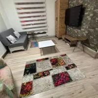 خدمتکار و نظافتچی آقا هستم