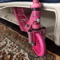 اسکوتر کاملا نو