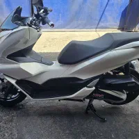 پی سی ایکس ۱۶۰ هانی pcx