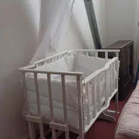 تخت کنارمادر