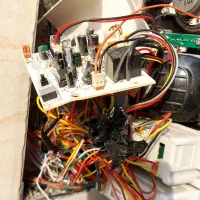 خدمات فنی تعمیر نصب راه اندازی آقای خان (خانلری)