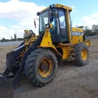 یه دستگاه لودر هپکو HL115 در حد نو برای فروش