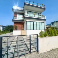 ویلا-مدرن-استخردار-شهرکی-ویو-کوه-فول-مبله