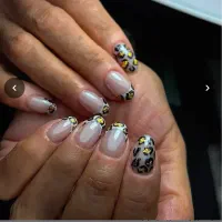 دستگاه uvو سوهان برقی و وسایل ناخن