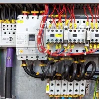 برقکار ساختمان و تابلو برق صنعتی