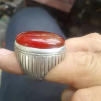 یک عدد انگشتر ری احمد