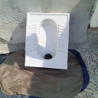 یک عدد سنگ توالت